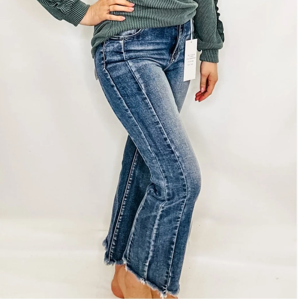 Women’s Two-Tone Blue Wide Leg Jeans - Flared Hem